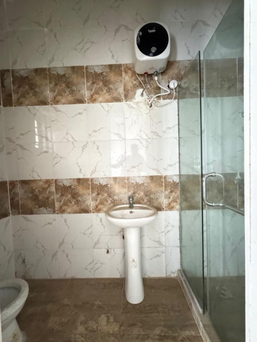 a Well Maintained 4 Bedrooms Semi Detached Duplex with Bq, Orchid Road Lekki /gated Estate, Lekki Phase 2, Lekki, Lagos, Semi-detached Duplex for Rent