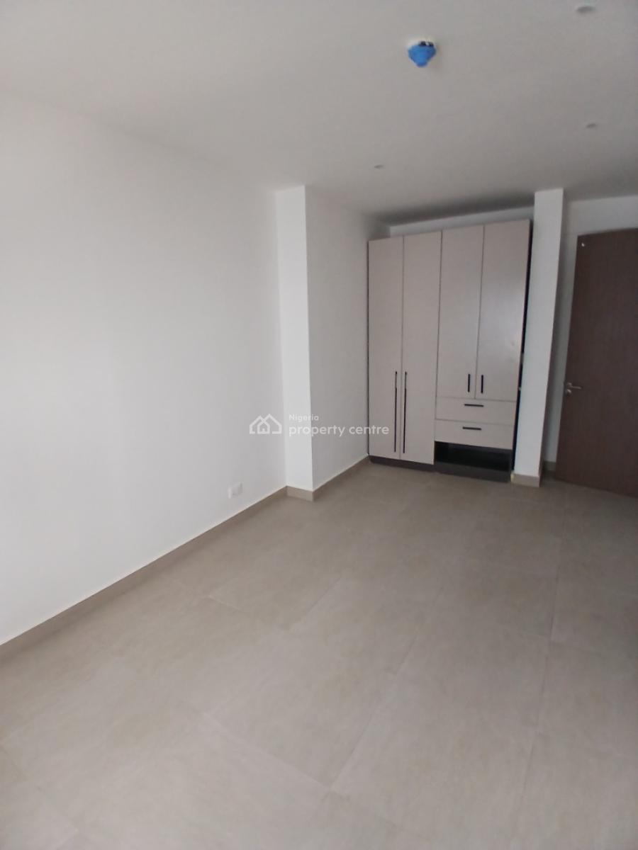2, Lekki Phase 1, Lekki, Lagos, Flat / Apartment for Rent