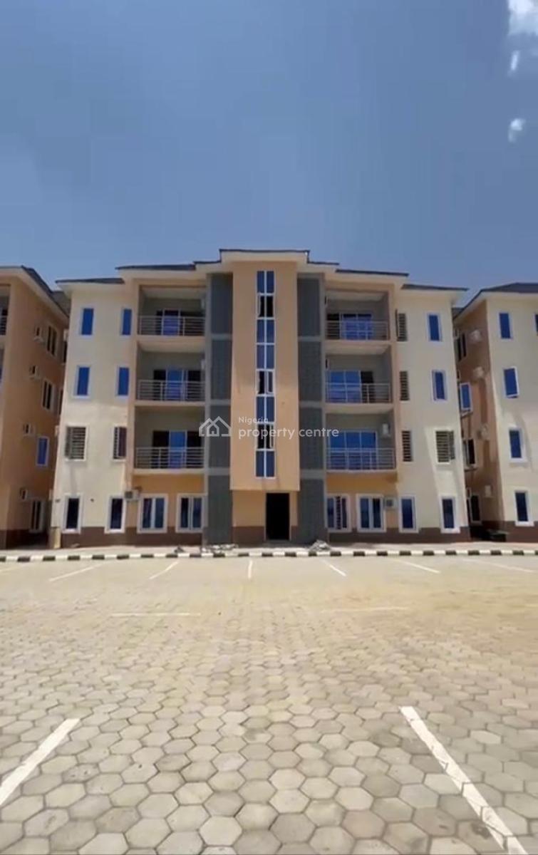 Luxurious Spacious 3bedroom Block of Flat, Katampe Main, Katampe, Abuja, Block of Flats for Sale