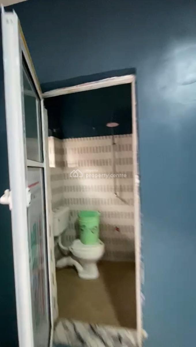 a Well-maintained Room Self-contained, Bakare Dawodu (by Deeper Life Hq), Gbagada, Gbagada, Lagos, Self Contain (single Rooms) for Rent