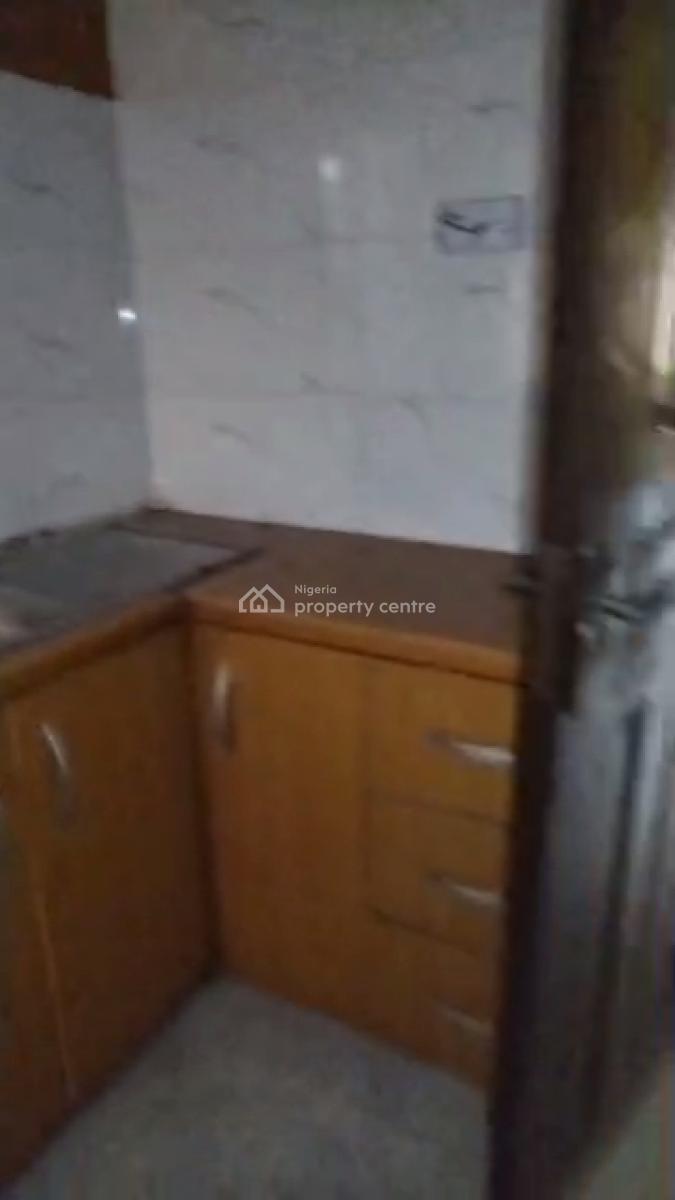 3 Bedroom Bungalow Apartment, Adeniyi Jones, Ikeja, Lagos, Flat / Apartment for Rent