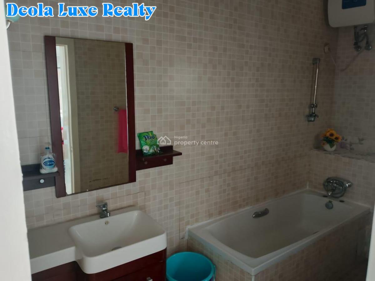 3 Bedroom Luxury Flat with a Room Servant Quarter, Ikoyi, Lekki, Lagos, House for Sale