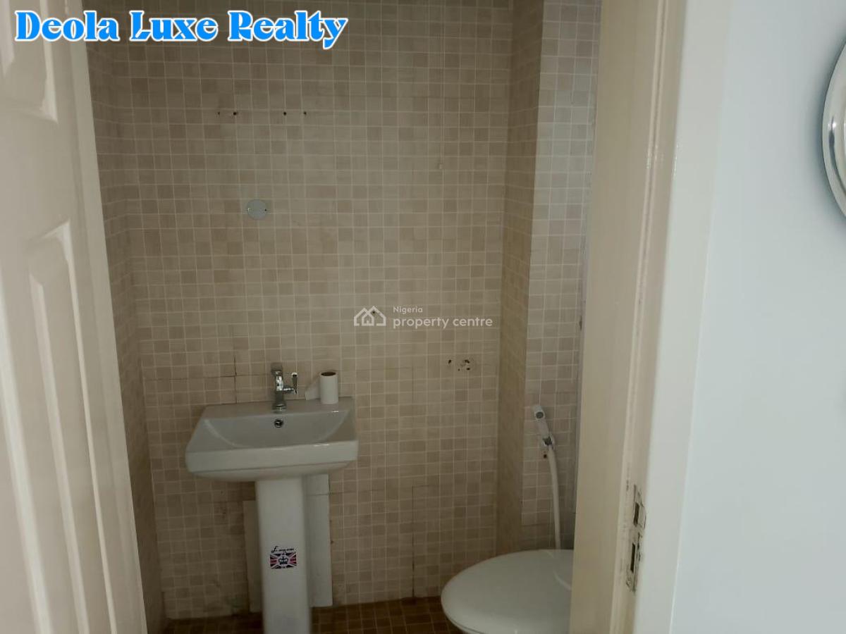 3 Bedroom Luxury Flat with a Room Servant Quarter, Ikoyi, Lekki, Lagos, House for Sale