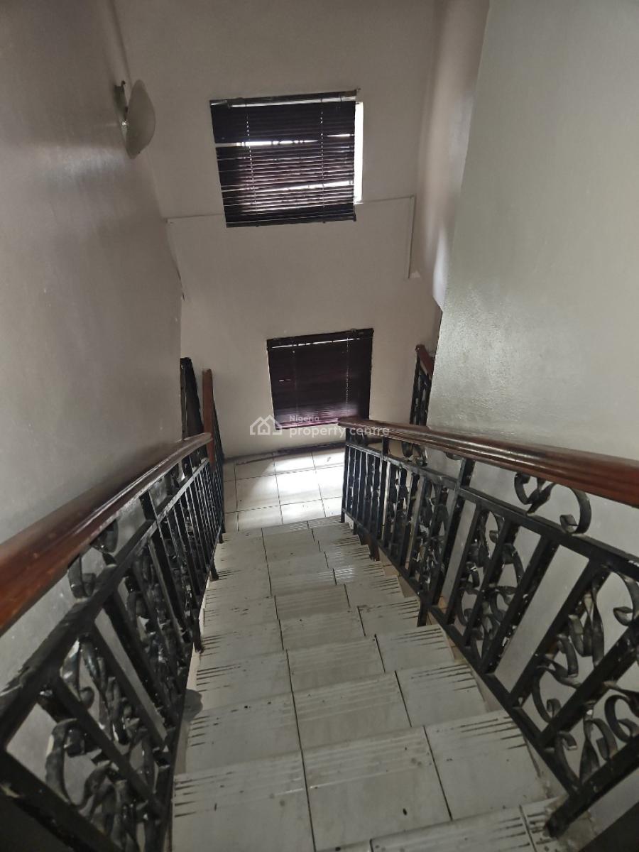Luxury 4 Bedroom, Adagun Odo, Ire Akari, Isolo, Lagos, Flat / Apartment for Sale