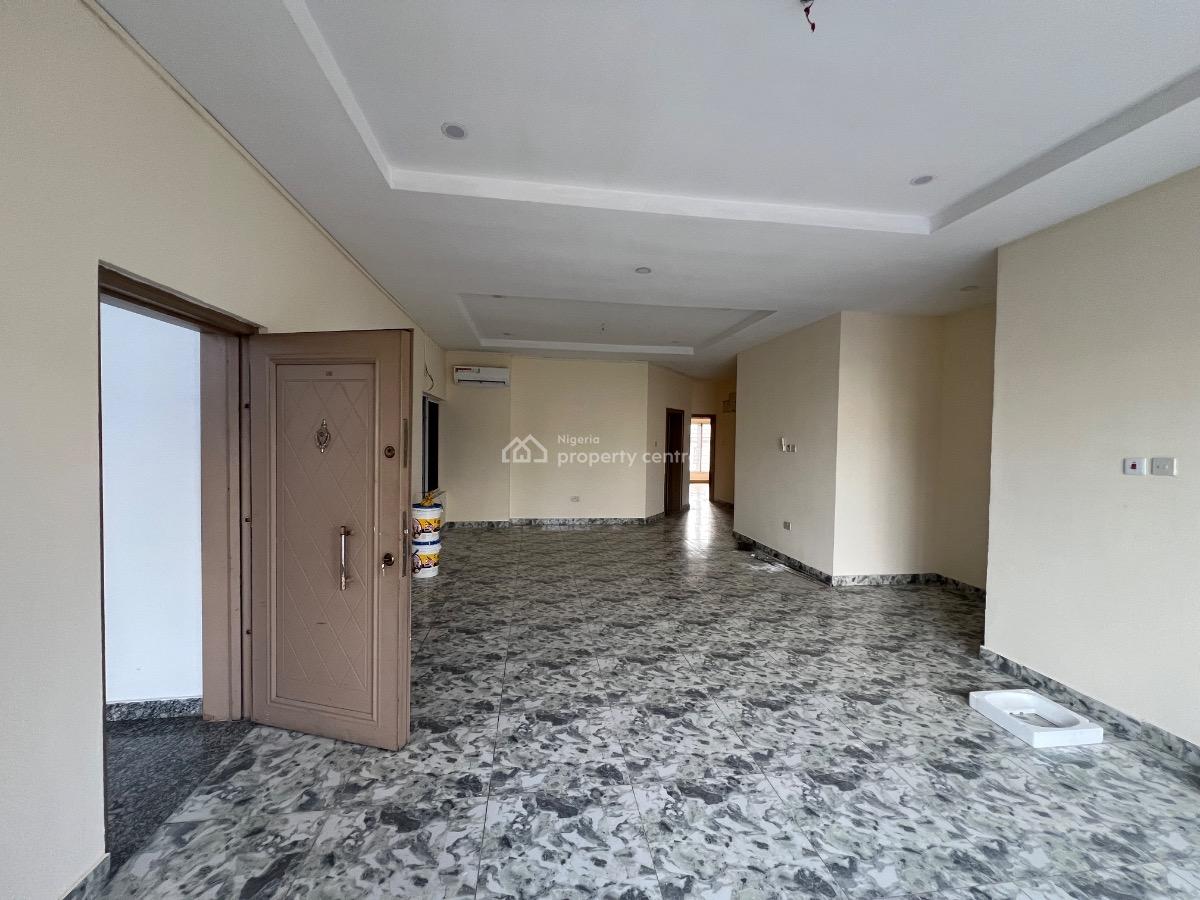 Standard 3 Bedroom Apartment with Bq, Off Admiralty Way, Lekki Phase 1, Lekki, Lagos, Flat / Apartment for Rent