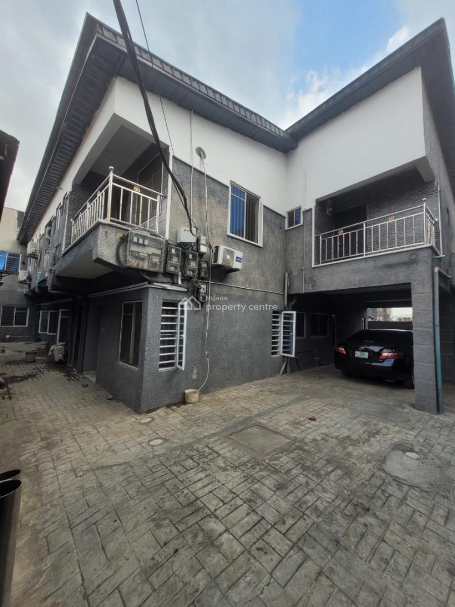 Well Maintained Roomself with Pop and Gated Compound, Gbagada, Lagos, Self Contain (single Rooms) for Rent
