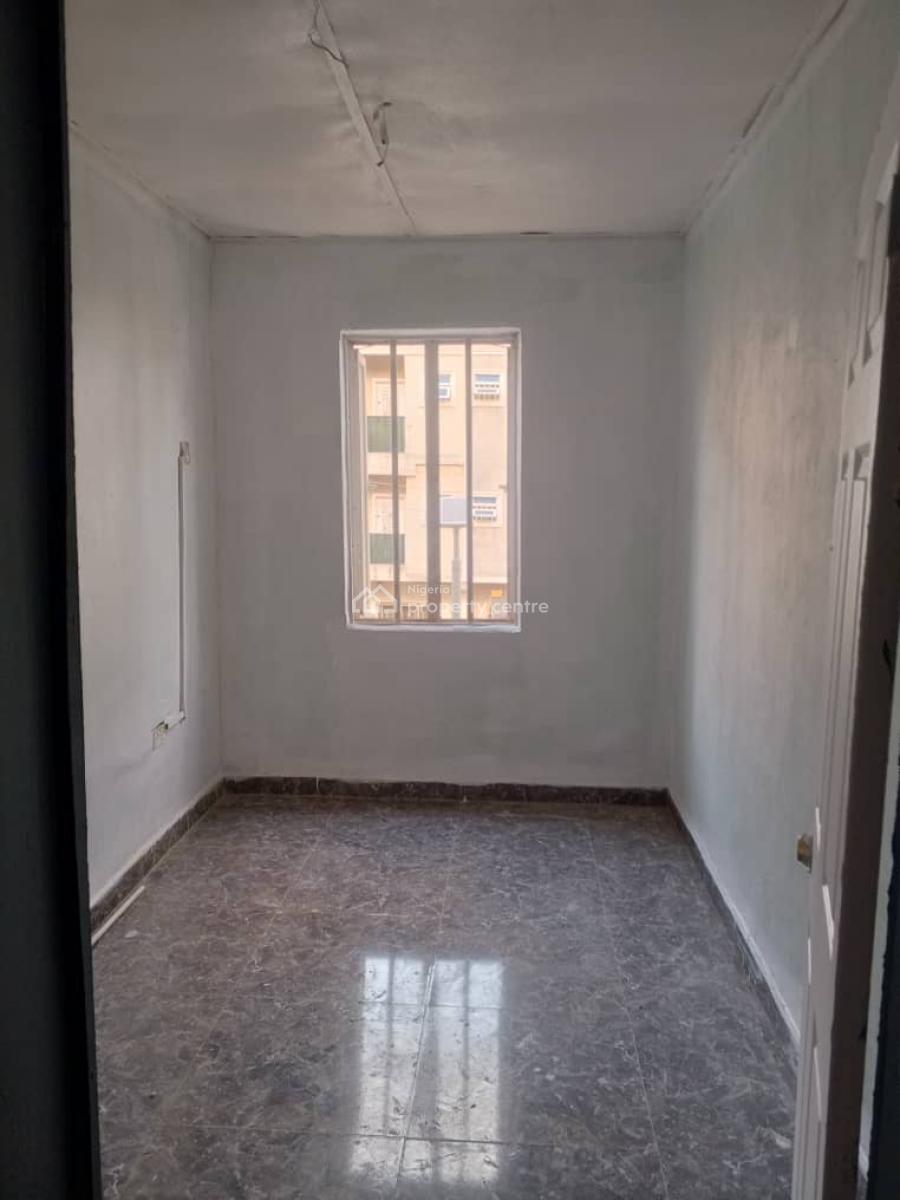 Mini Flat, Ebute Metta East, Yaba, Lagos, Mini Flat (room and Parlour) for Rent
