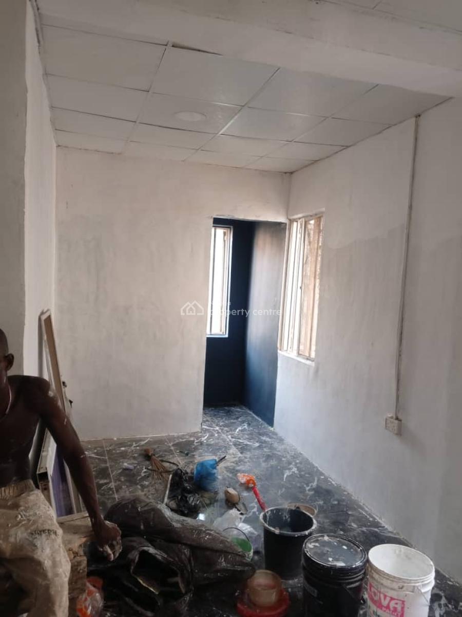 Mini Flat, Ebute Metta East, Yaba, Lagos, Mini Flat (room and Parlour) for Rent