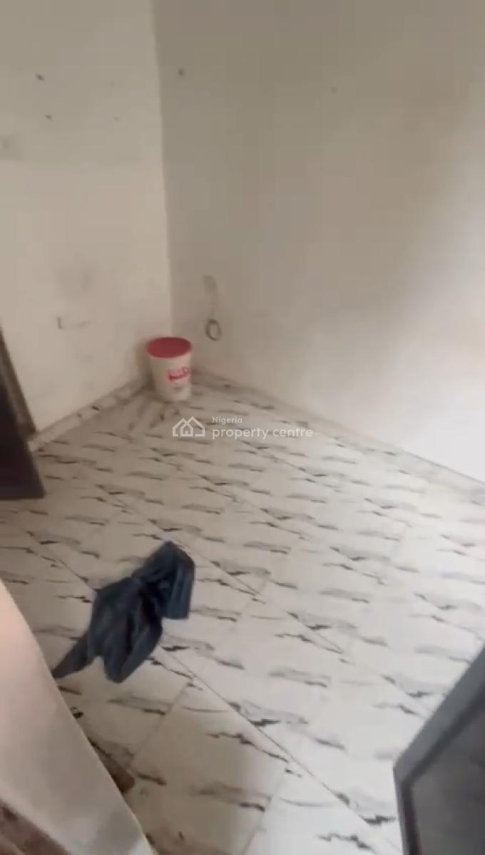 Room Self Contained, Off Market Street, Shomolu, Lagos, Self Contain (single Rooms) for Rent