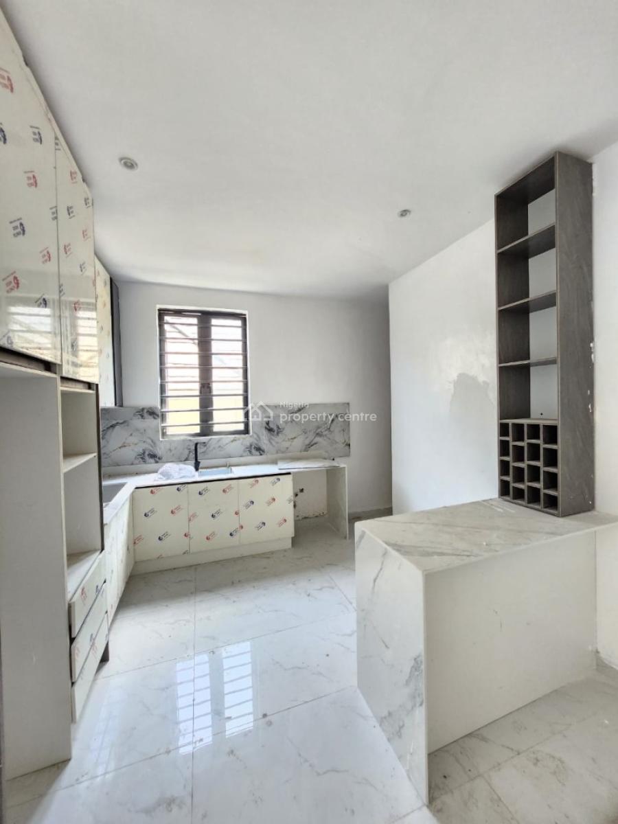 Brand New 2 Bedroom Apartment, Lekki Phase1, Lekki Phase 1, Lekki, Lagos, Flat / Apartment for Sale