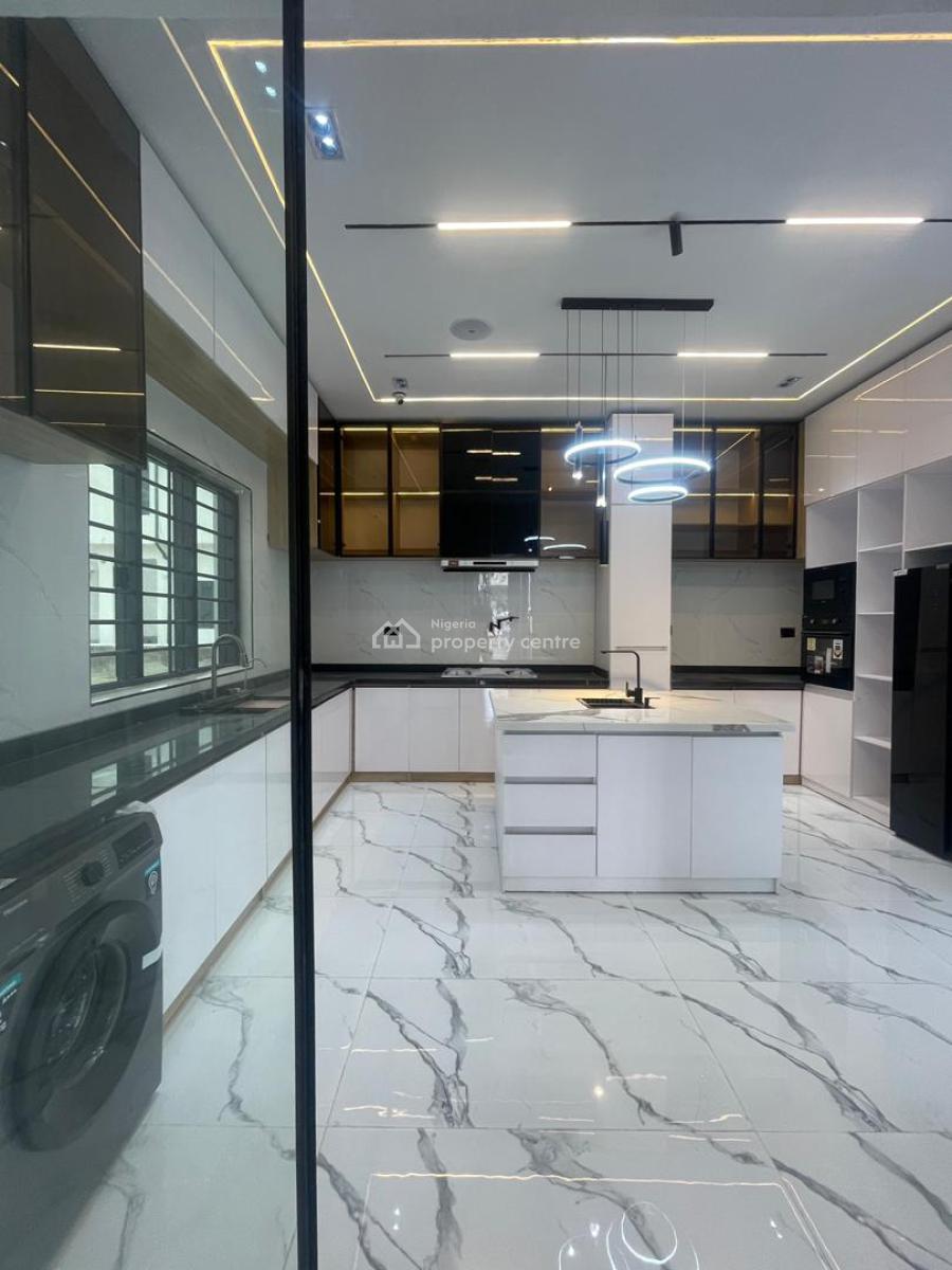 Gigantic Luxury Spacious 5 Bedroom Duplex + Bq, Cinema & Pool, Chevron Toll Gate, Lekki, Lagos, Detached Duplex for Sale