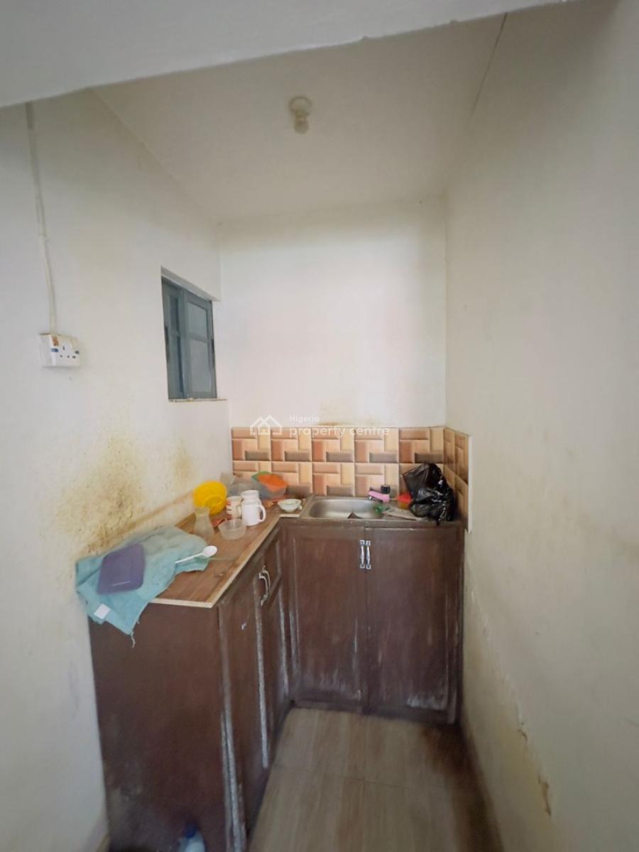 Room Self Contained, Ladilak, Shomolu, Lagos, Self Contain (single Rooms) for Rent