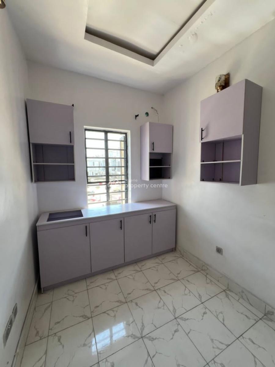 Standard Single Room Self-contain with Shared Kitchen, Ikota Estate Gra, Lekki, Lagos, Self Contain (single Rooms) for Rent