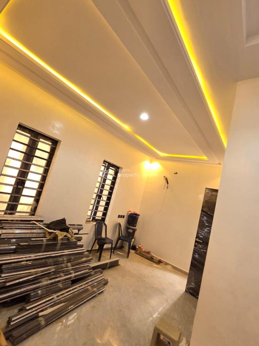 Magnificent 5 Bedrooms Terrace Duplexes, Ajao Estate, Isolo, Lagos, Terraced Duplex for Sale