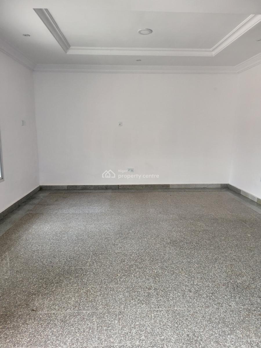 5 Bedroom Semi Detached with 2 Bq, Lekki Phase 1, Lekki, Lagos, Semi-detached Duplex for Rent