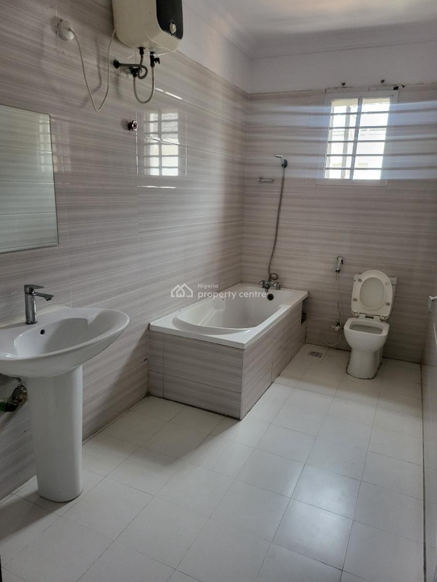 5 Bedroom Semi Detached with 2 Bq, Lekki Phase 1, Lekki, Lagos, Semi-detached Duplex for Rent