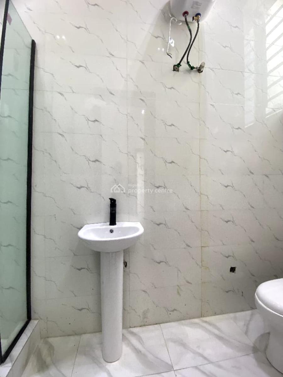 5 Bedroom Fully Detached Duplex with Bq, Ikota, Lekki, Lagos, Detached Duplex for Sale