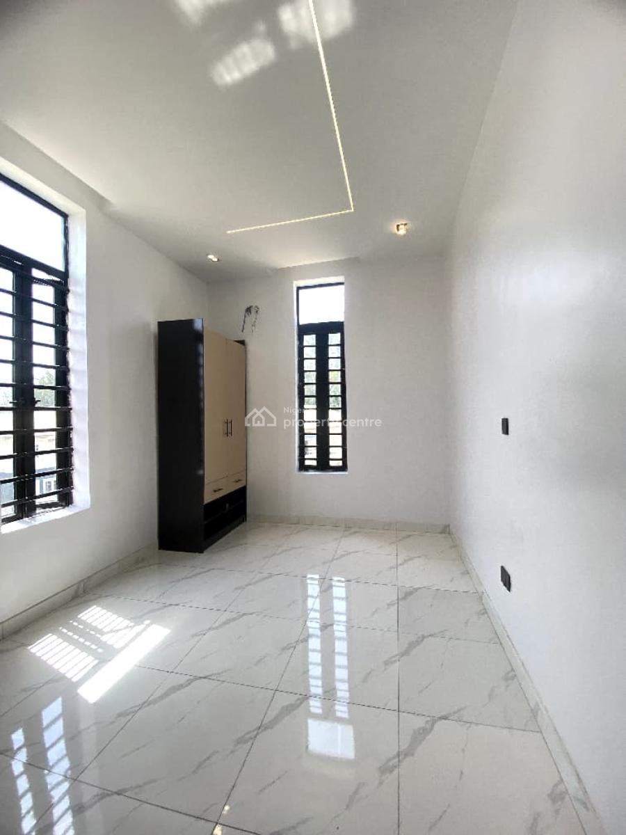 5 Bedroom Fully Detached Duplex with Bq, Ikota, Lekki, Lagos, Detached Duplex for Sale
