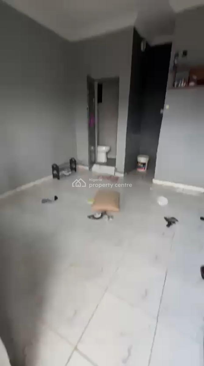 Neatly Used Room Self-contained, Off Shipeolu Street, Shomolu, Lagos, Self Contain (single Rooms) for Rent