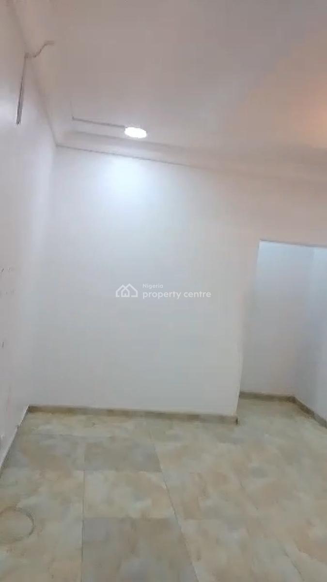 Executive Standard 3 Bedroom with All Rooms En Suite, Akoka, Yaba, Lagos, Flat / Apartment for Rent