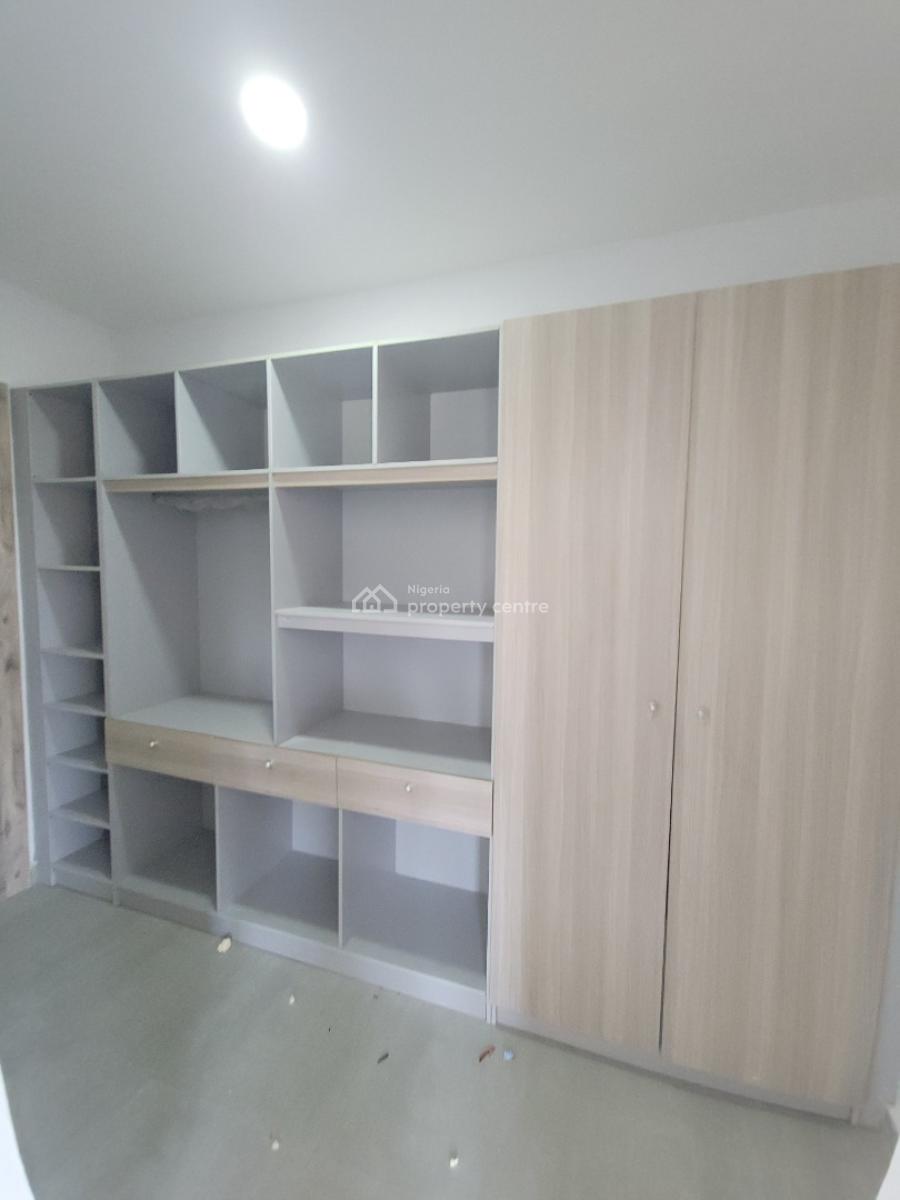 2 Bedroom Flat in Lekki Phase 1, Lekki Phase 1, Lekki, Lagos, Flat / Apartment for Rent