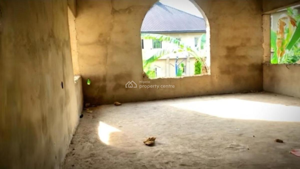 16 Bedroom Fully Detached Duplex, Ekorinim, Calabar, Cross River, Detached Duplex for Sale