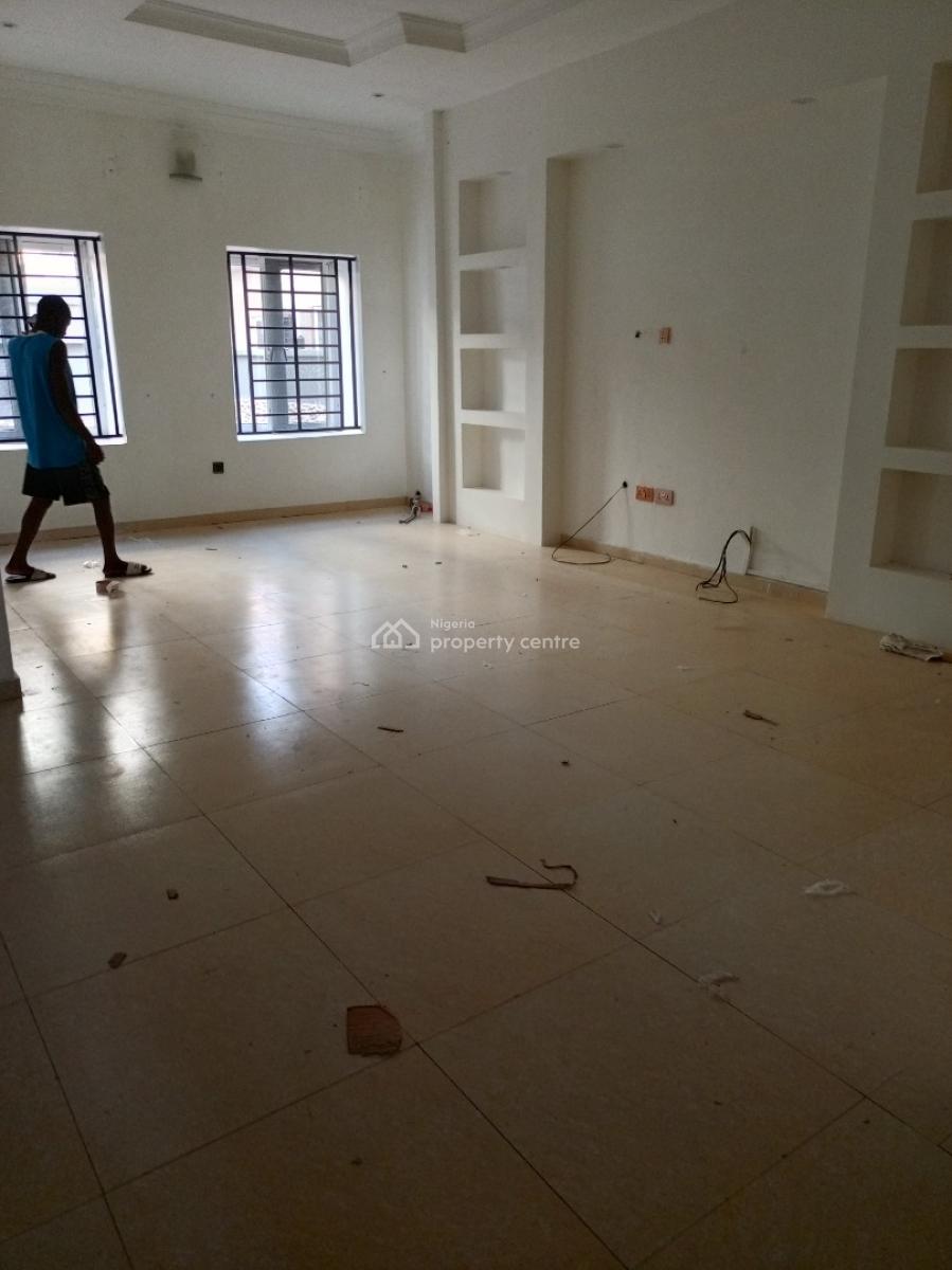 Massive 5bedroom with 6cars Space, Playground, Bq, Ikota, Lekki, Lagos, Detached Duplex for Sale