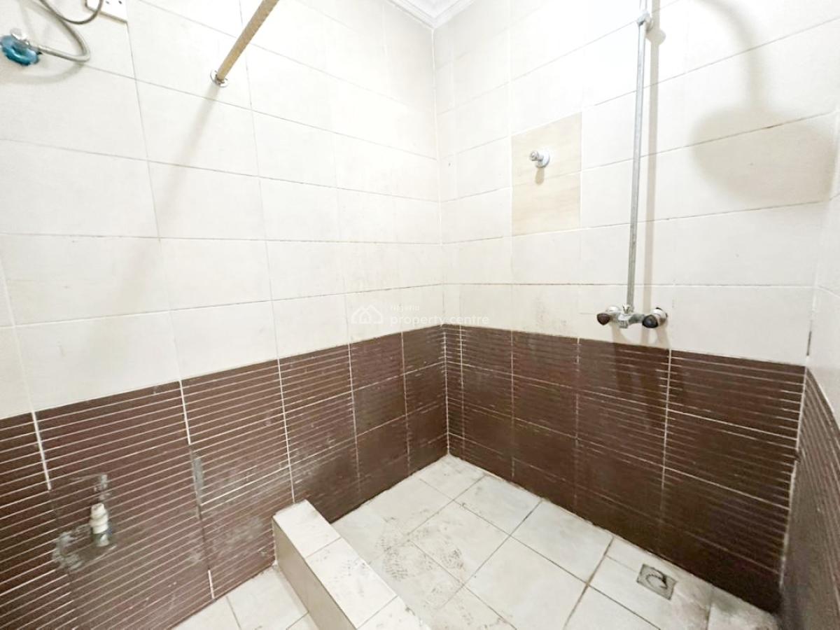 Luxury 3 Bedroom Flat, Gra Phase 1, Magodo, Lagos, Flat / Apartment for Rent