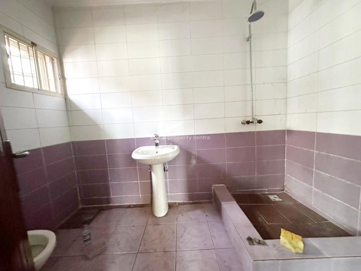 Luxury 3 Bedroom Flat, Gra Phase 1, Magodo, Lagos, Flat / Apartment for Rent