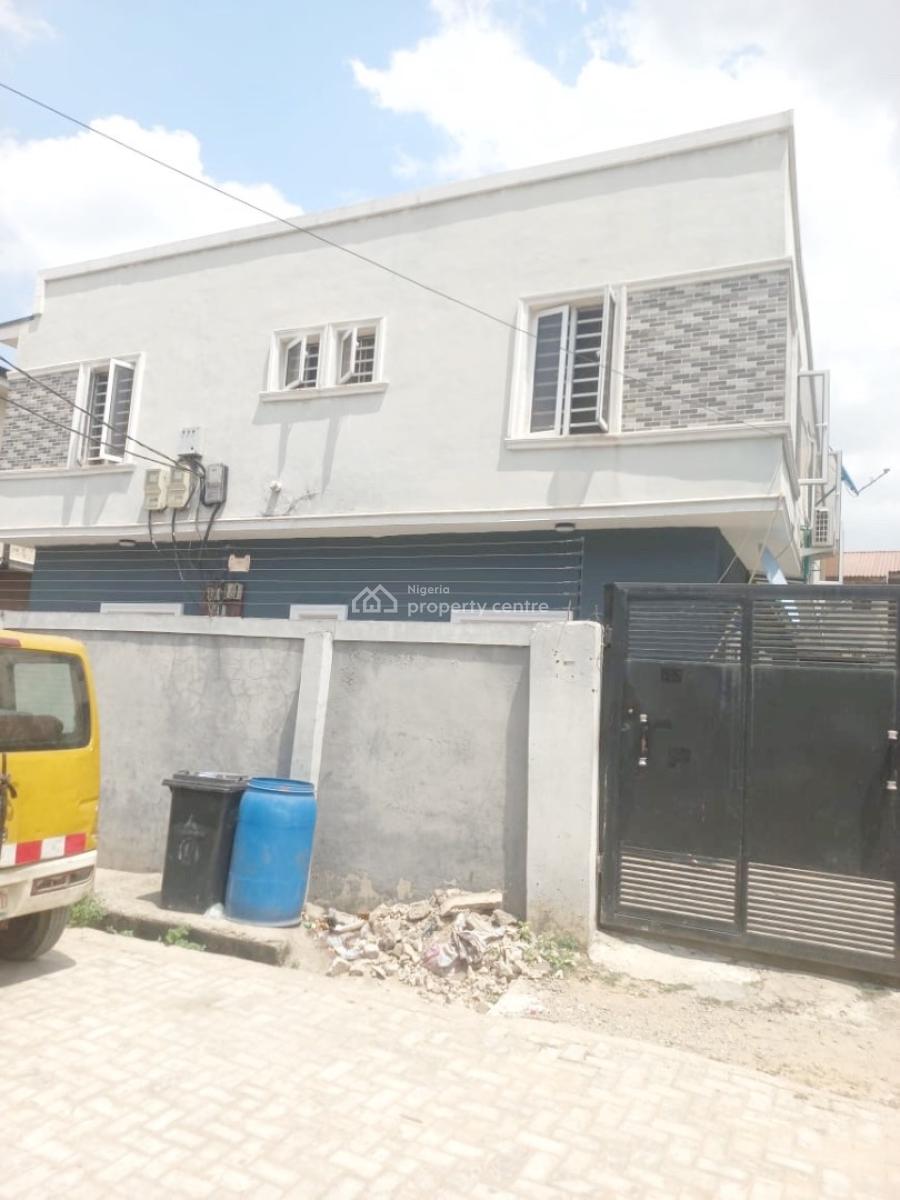 Luxury 3 Bedroom Flat, Extension, Omole Phase 2, Ikeja, Lagos, Flat / Apartment for Sale