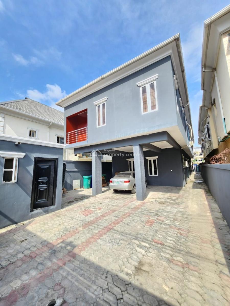 2 Bedroom Apartment in an Estate, Lekki Phase1, Lekki Phase 1, Lekki, Lagos, Flat / Apartment for Rent
