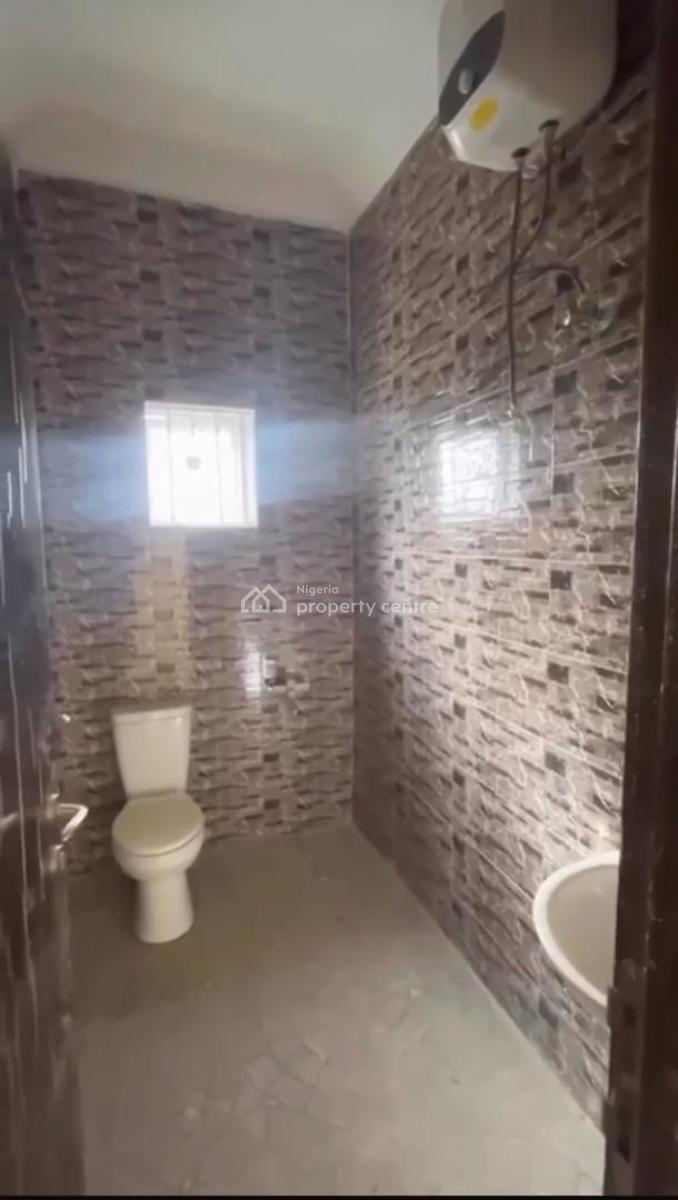 Luxury Specious 3bedroom Block of Flat, Tarred Road, in an Estate, Galadimawa, Abuja, Block of Flats for Sale