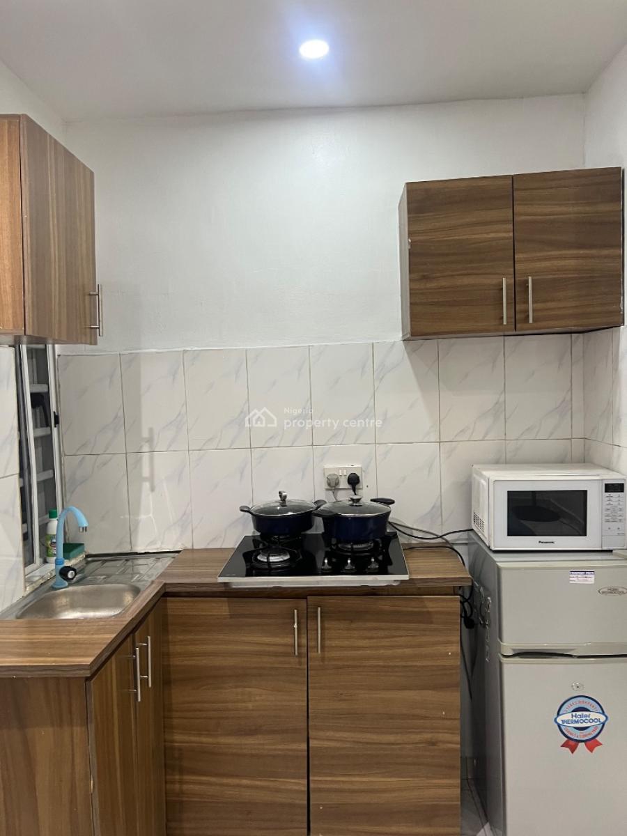 Decent Well Ventilated , Fully Furnished and Serviced Studio Apartment, Jibowu, Yaba, Lagos, Self Contain (single Rooms) for Rent