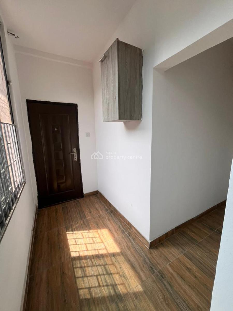 Luxury 3 Bedroom Apartment with Bq, Lekki Phase 1, Lekki, Lagos, Flat / Apartment for Sale