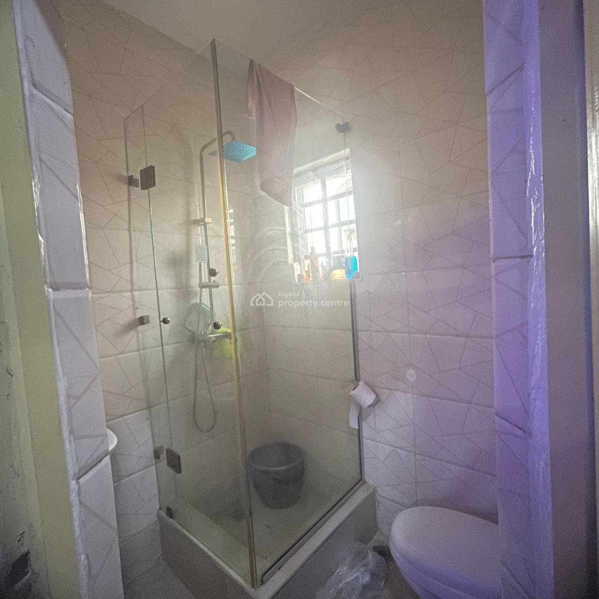 Spacious and Massive Semi Master Single Rm  in a Duplex Shared ( 9mont, Orchid Road Lekki Lagos, Lekki, Lagos, Self Contain (single Rooms) for Rent