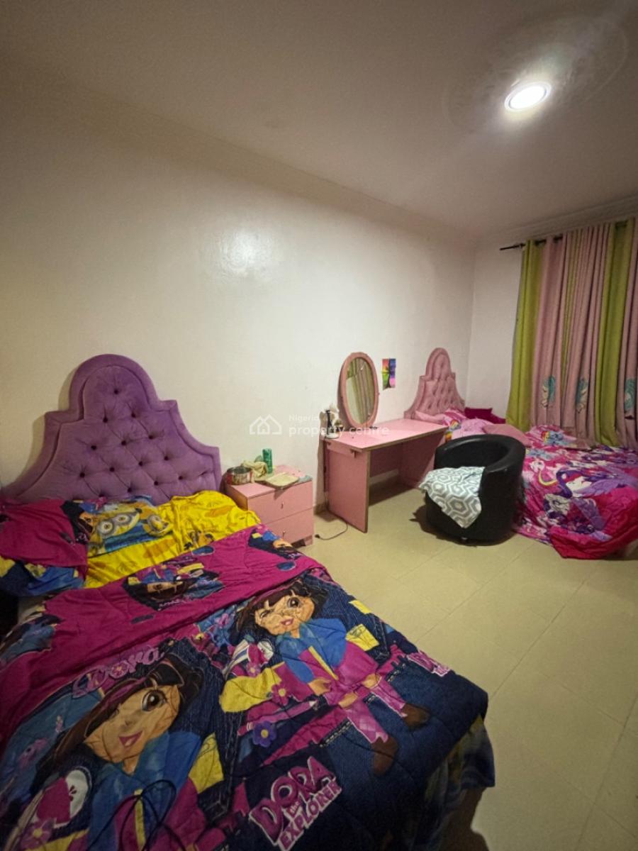 Unfurnished Spacious 5 Rooms Office Space, Niyi Okunibi Street, Close to Ever Care Hospital., Lekki Phase 1, Lekki, Lagos, Office Space for Rent