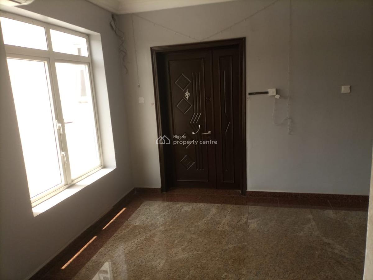 Big Spacious 4 Bedroom Flat with Bq Pool Gym Elevator 24hr Power, Old Ikoyi, Ikoyi, Lagos, Flat / Apartment for Rent