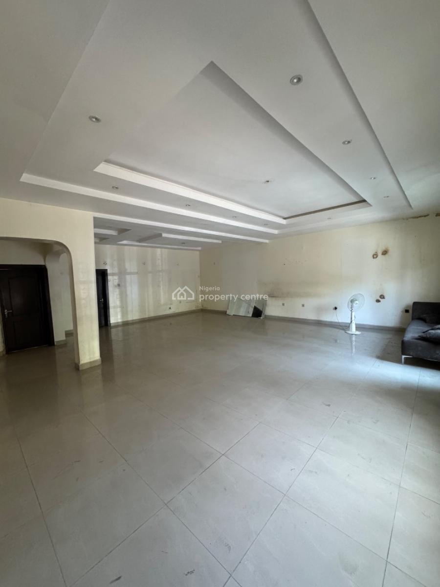 4 𝐁𝐄𝐃𝐑𝐎𝐎𝐌 𝐒𝐄𝐌𝐈 𝐃𝐄𝐓𝐀𝐂𝐇𝐄𝐃 𝐃𝐔𝐏𝐋𝐄𝐗, Lekki Phase 1 (right Side), Lekki Phase 1, Lekki, Lagos, Semi-detached Duplex for Rent