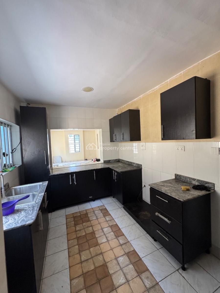 4 𝐁𝐄𝐃𝐑𝐎𝐎𝐌 𝐒𝐄𝐌𝐈 𝐃𝐄𝐓𝐀𝐂𝐇𝐄𝐃 𝐃𝐔𝐏𝐋𝐄𝐗, Ajah, Lagos, Ajah, Lagos, Semi-detached Duplex for Rent