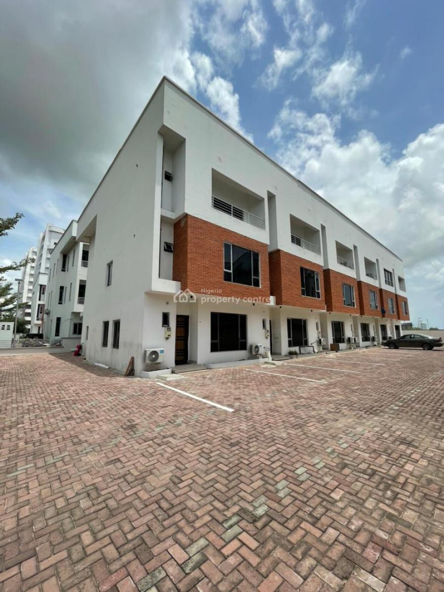 4 Bedroom Terrace Duplex + Bq, Lekki Phase 1, Lekki, Lagos, Terraced Duplex for Sale