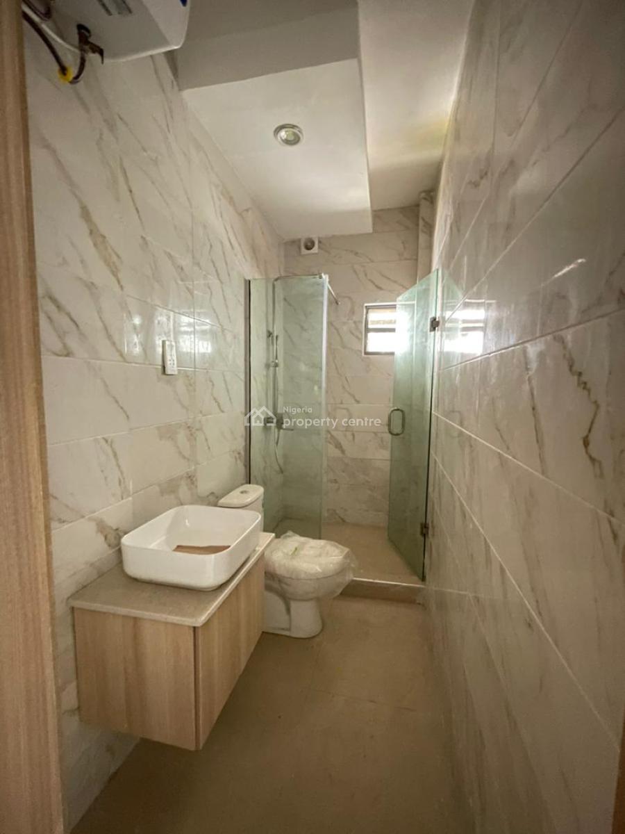 4 Bedroom Terrace Duplex + Bq, Lekki Phase 1, Lekki, Lagos, Terraced Duplex for Sale