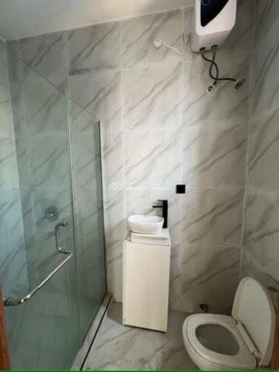 Executive 2 Bedroom Apartment, Ologolo, Lekki, Lagos, Flat / Apartment for Rent