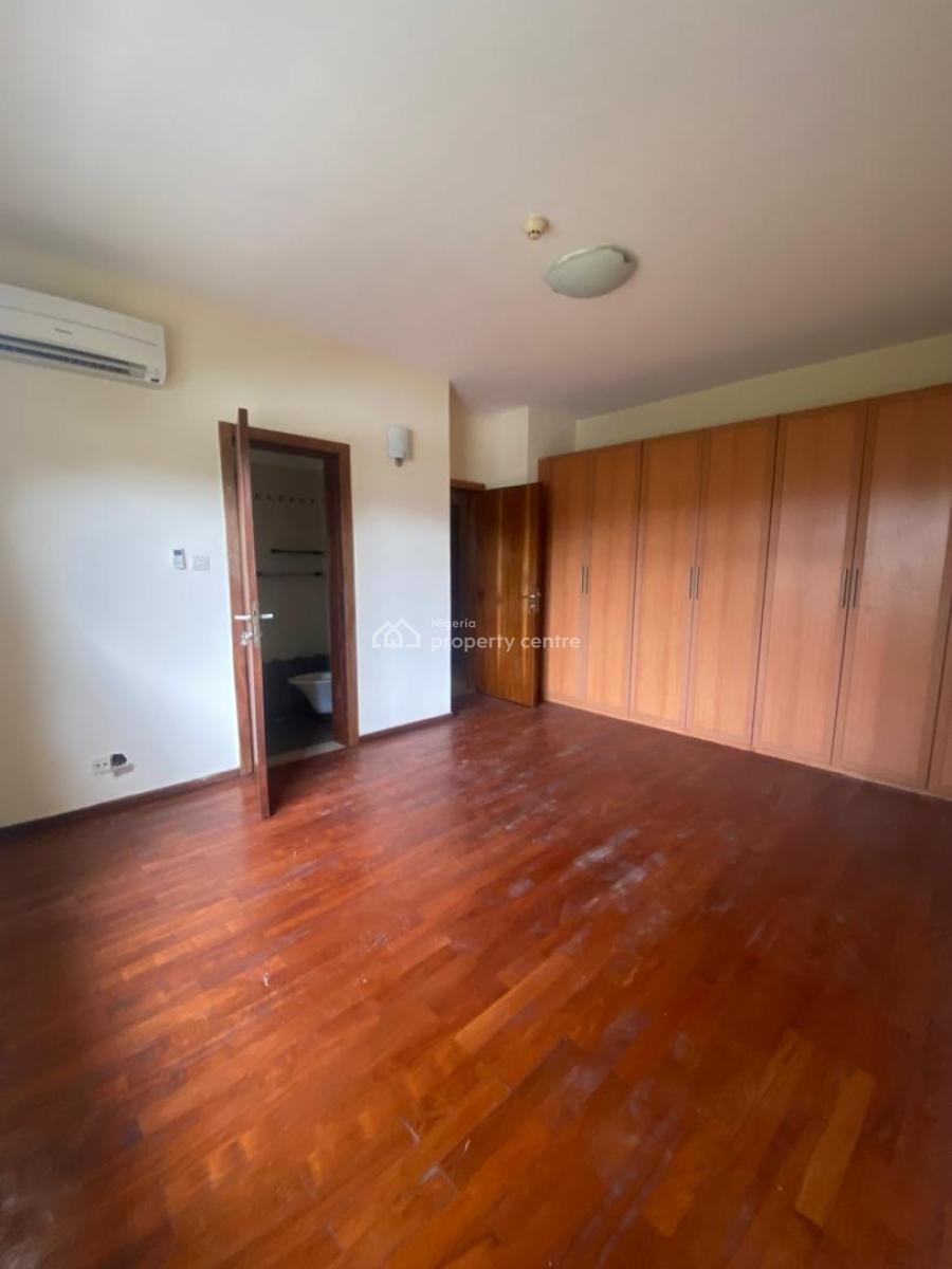 Well Maintained First Floor 4bedroom Apartment Plus Bq, Old Ikoyi Lagos, Old Ikoyi, Ikoyi, Lagos, Flat / Apartment for Rent