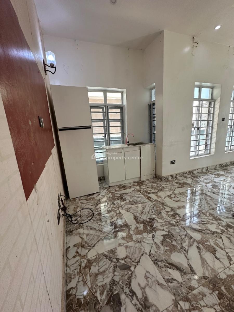 Studio Apartment, Ikota, Lekki, Lagos, Self Contain (single Rooms) for Rent