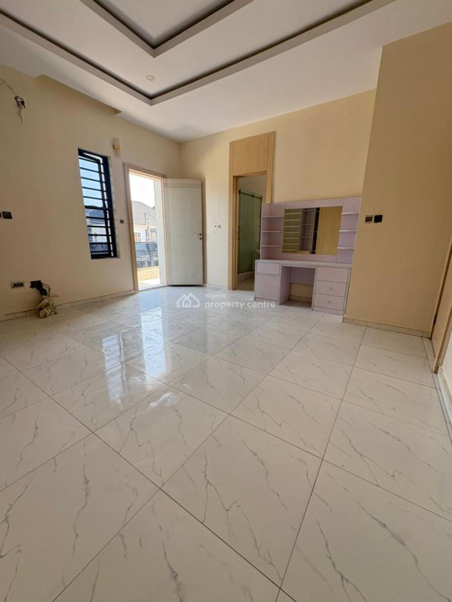 Shared Apartment(master Bedroom), Ikota, Lekki, Lagos, House for Rent