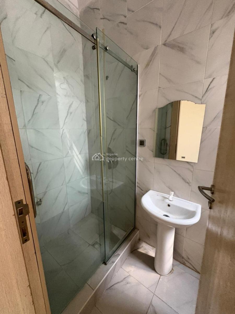 Shared Apartment(semi-master Bedroom), Ikota, Lekki, Lagos, House for Rent