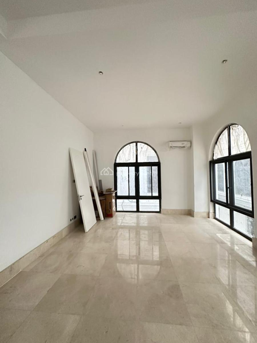 Exquisitely Built 4 Bed   Semi Detached and Bq*, Spacious Living Area  - Integrated Audio System - Family Lounge   - Ba, Old Ikoyi, Ikoyi, Lagos, Semi-detached Duplex for Sale