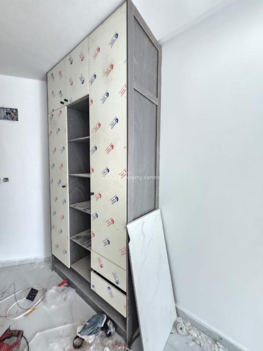 Spacious Studios Apartment   Suitable for Residential Or Airb, Lekki Phase1, Lekki Phase 1, Lekki, Lagos, Mini Flat (room and Parlour) for Sale