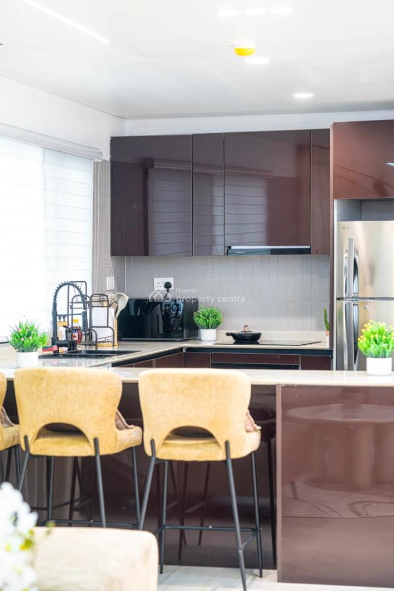 Luxury 1-bedroom Waterfront Apartment with Boat Jetty, Old Ikoyi, Ikoyi, Lagos, Flat / Apartment Short Let