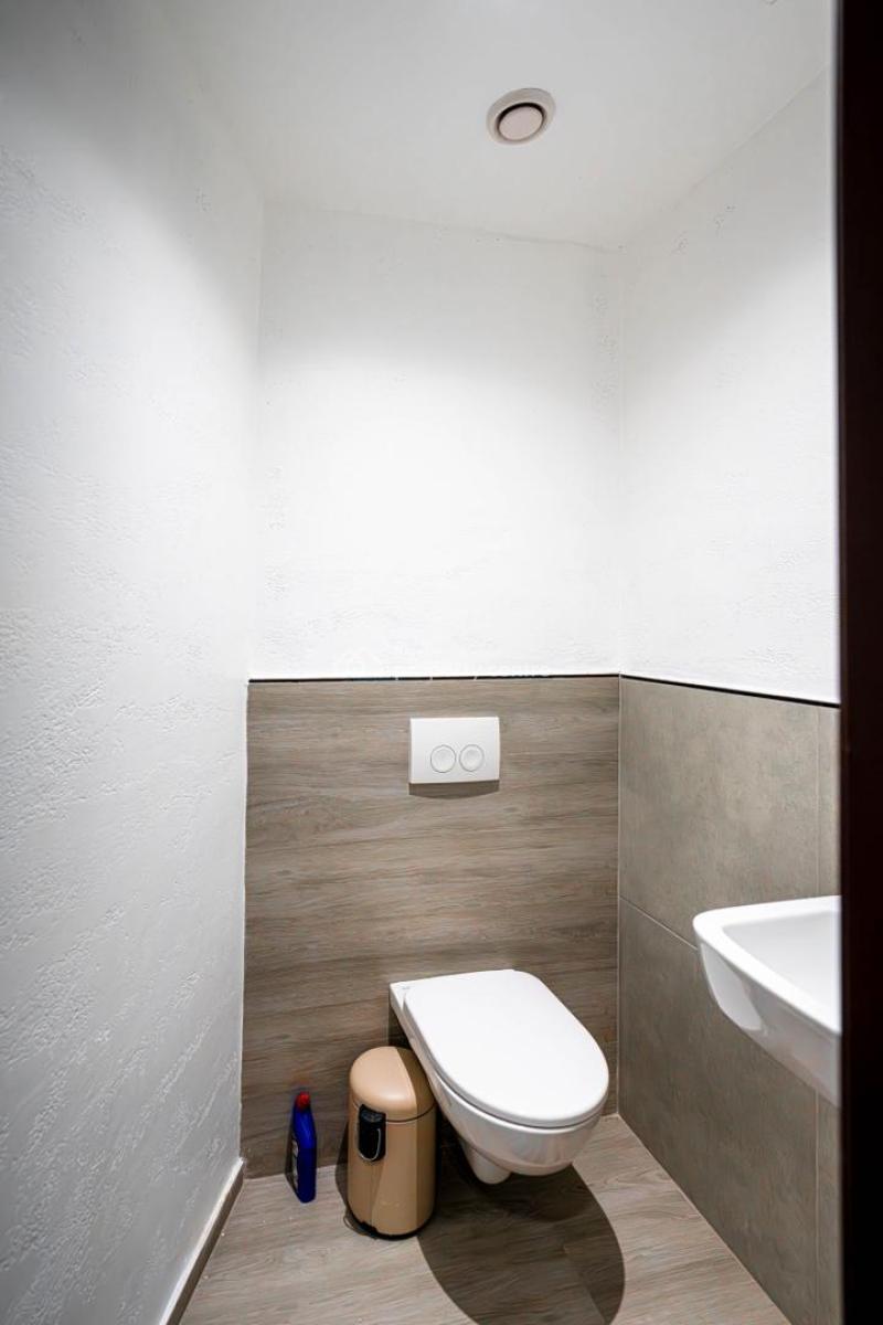 Luxury 1-bedroom Waterfront Apartment with Boat Jetty, Old Ikoyi, Ikoyi, Lagos, Flat / Apartment Short Let